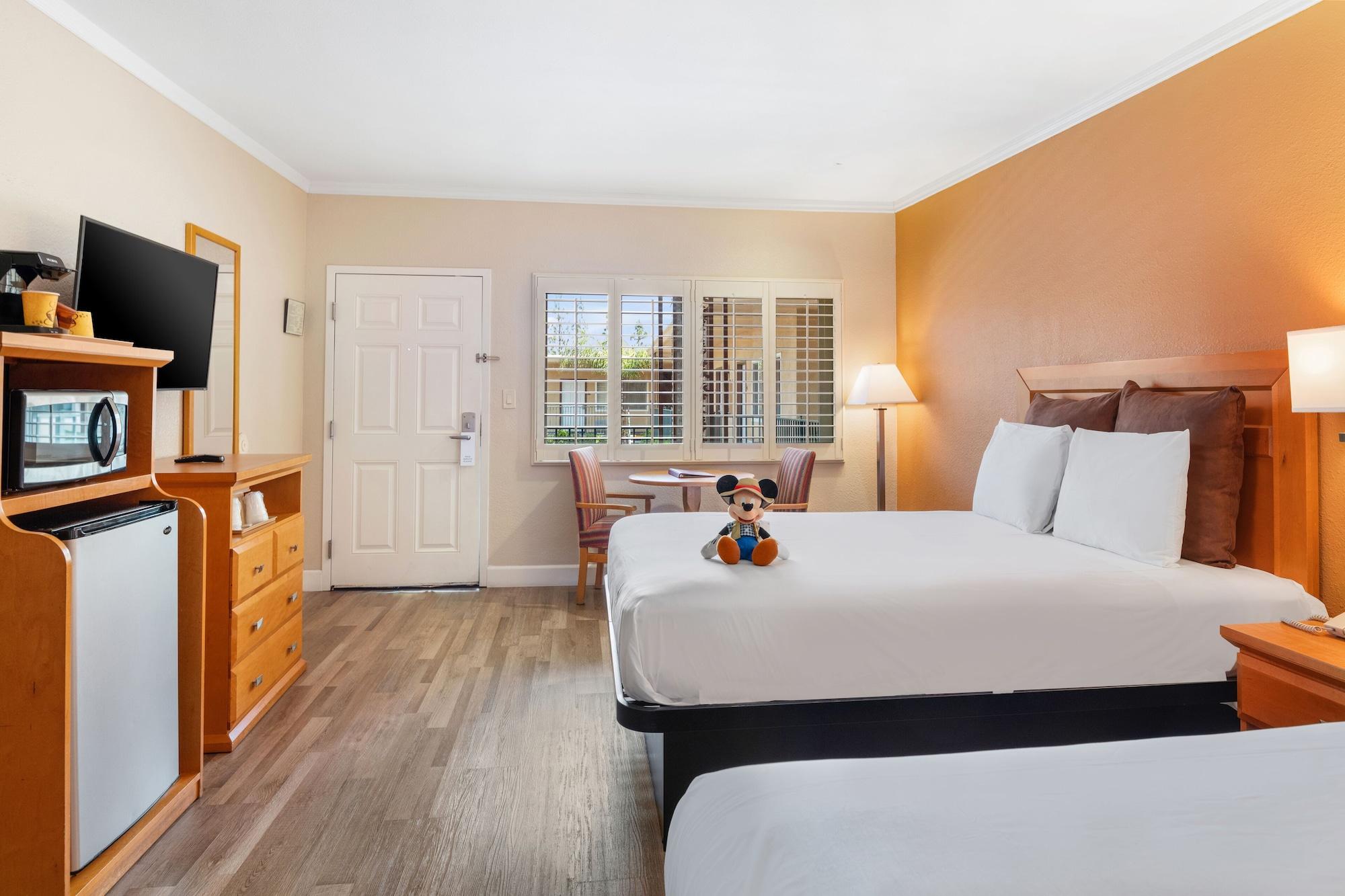 Anaheim Islander Inn And Suites Near Park And Convention Center Bagian luar foto