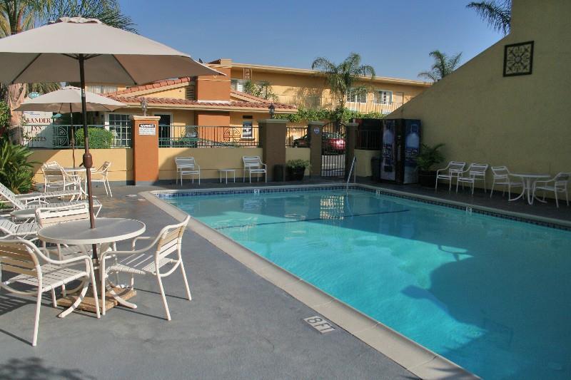 Anaheim Islander Inn And Suites Near Park And Convention Center Fasilitas foto