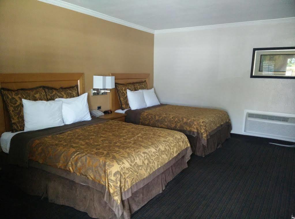 Anaheim Islander Inn And Suites Near Park And Convention Center Bagian luar foto