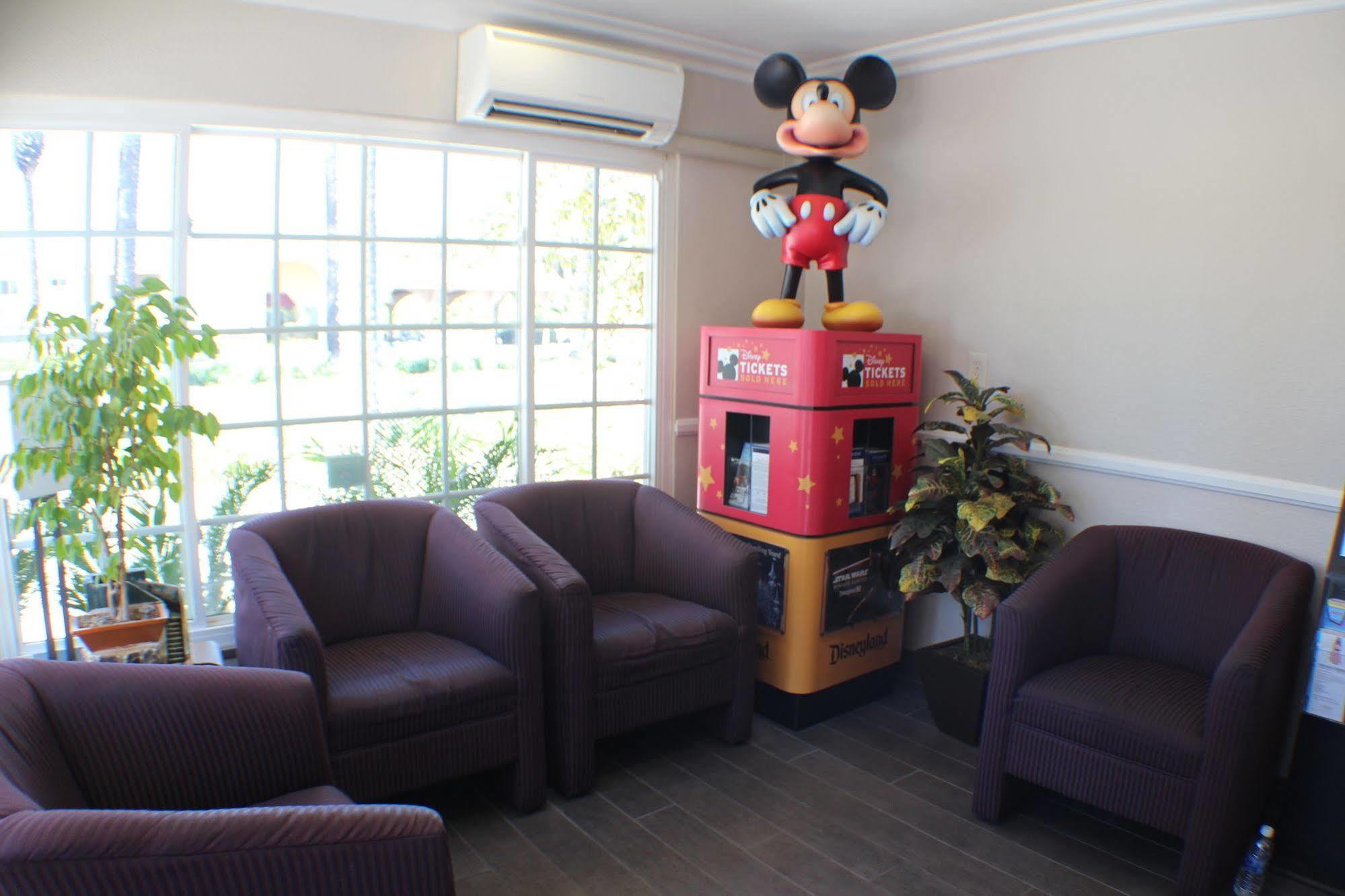 Anaheim Islander Inn And Suites Near Park And Convention Center Bagian luar foto