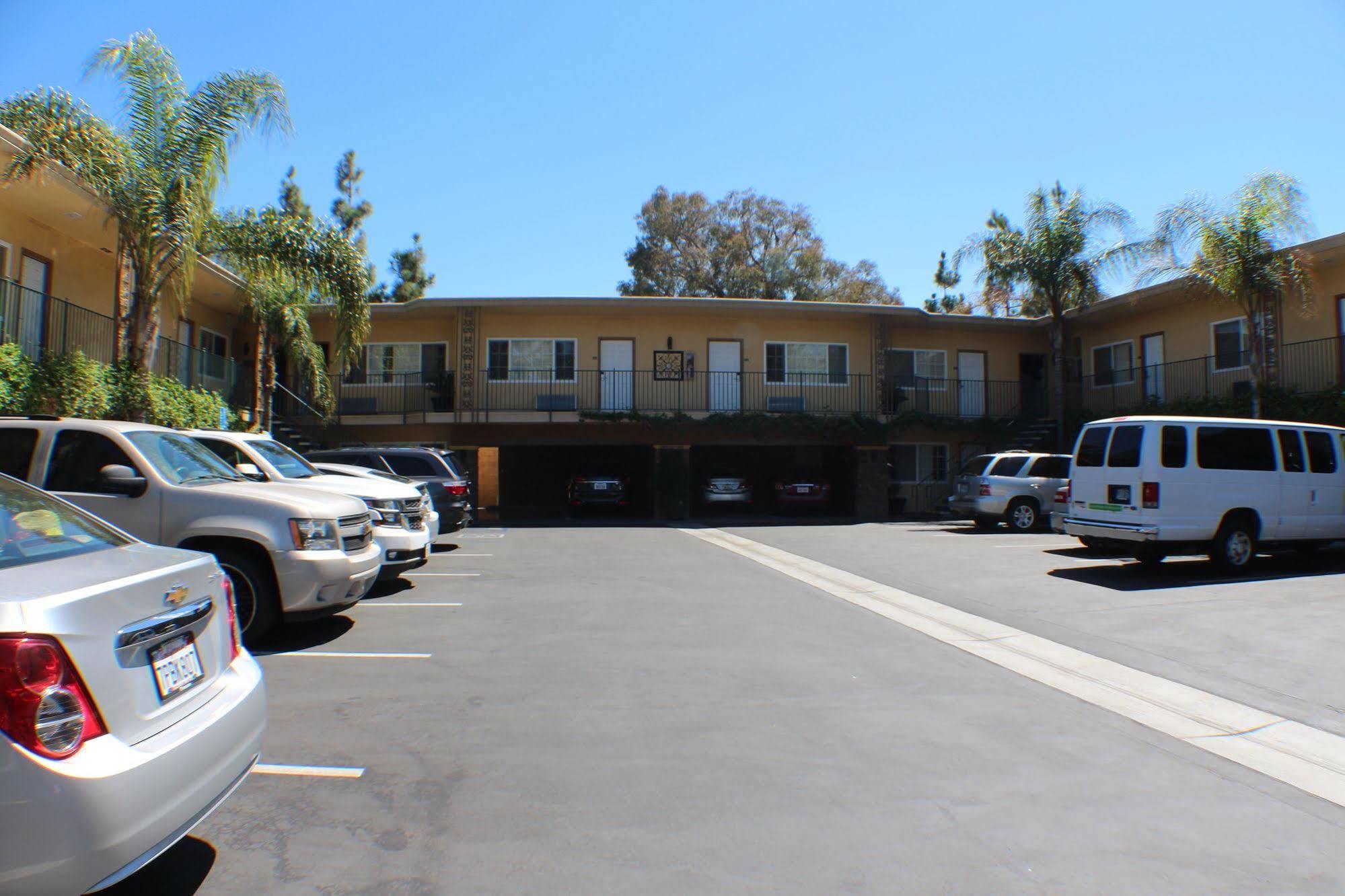 Anaheim Islander Inn And Suites Near Park And Convention Center Bagian luar foto